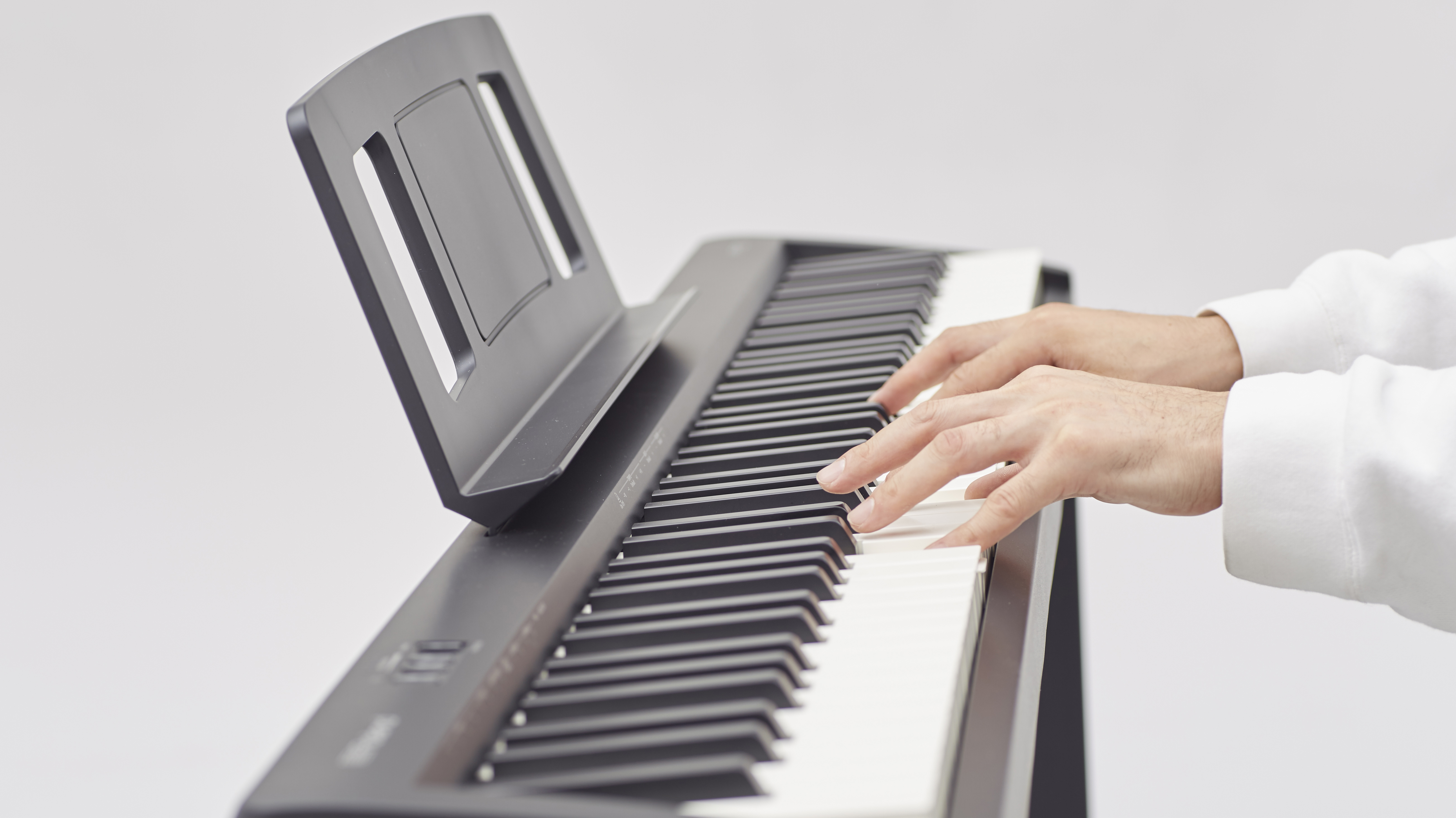 Roland FP-10 Digital Piano review |