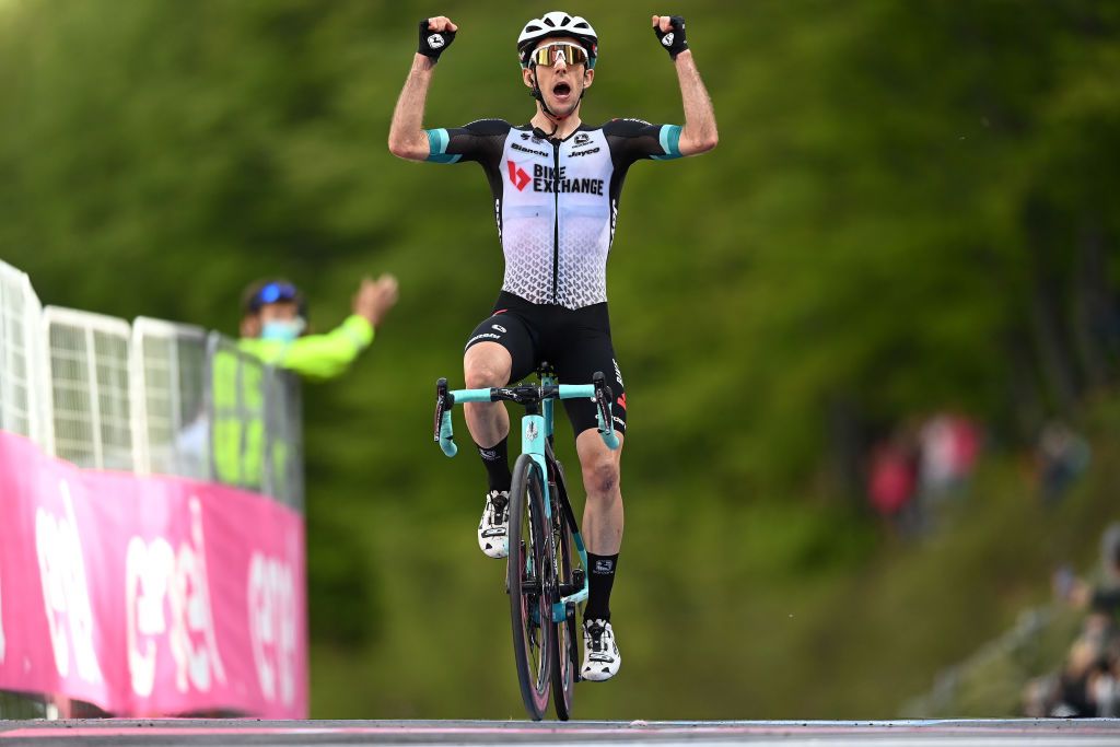 ALPE DI MERA VALSESIA ITALY MAY 28 Simon Yates of United Kingdom and Team BikeExchange stage winner celebrates at arrival during the 104th Giro dItalia 2021 Stage 19 a 166km stage from Abbiategrasso to Alpe di Mera Valsesia 1531m Team Presentation Stage modified due to the tragic events on May the 23rd 2021 that involved the Mottarone Cableway UCIworldtour girodiitalia Giro on May 28 2021 in Alpe di Mera Valsesia Italy Photo by Stuart FranklinGetty Images