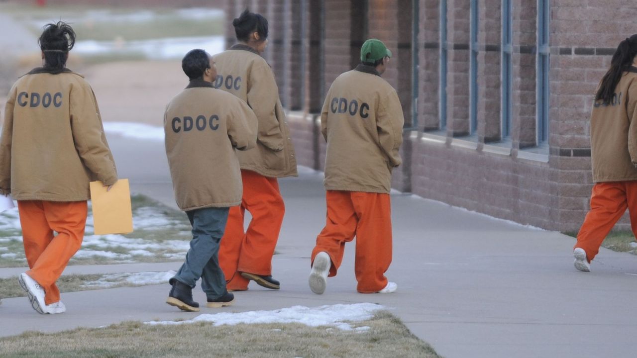 Orange, Pedestrian, Asphalt, Fun, Outerwear,