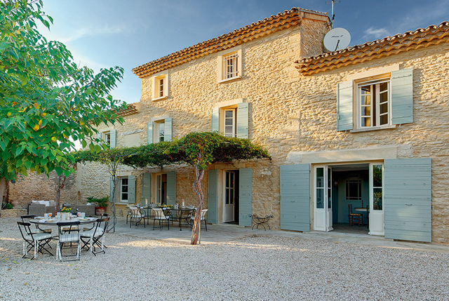 properties for sale in Luberon