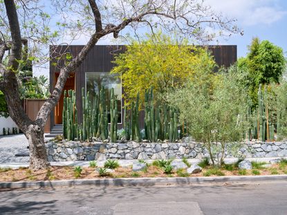 Hero exterior of Centered Home in LA by Annie Barrett + Hye-Young Chung