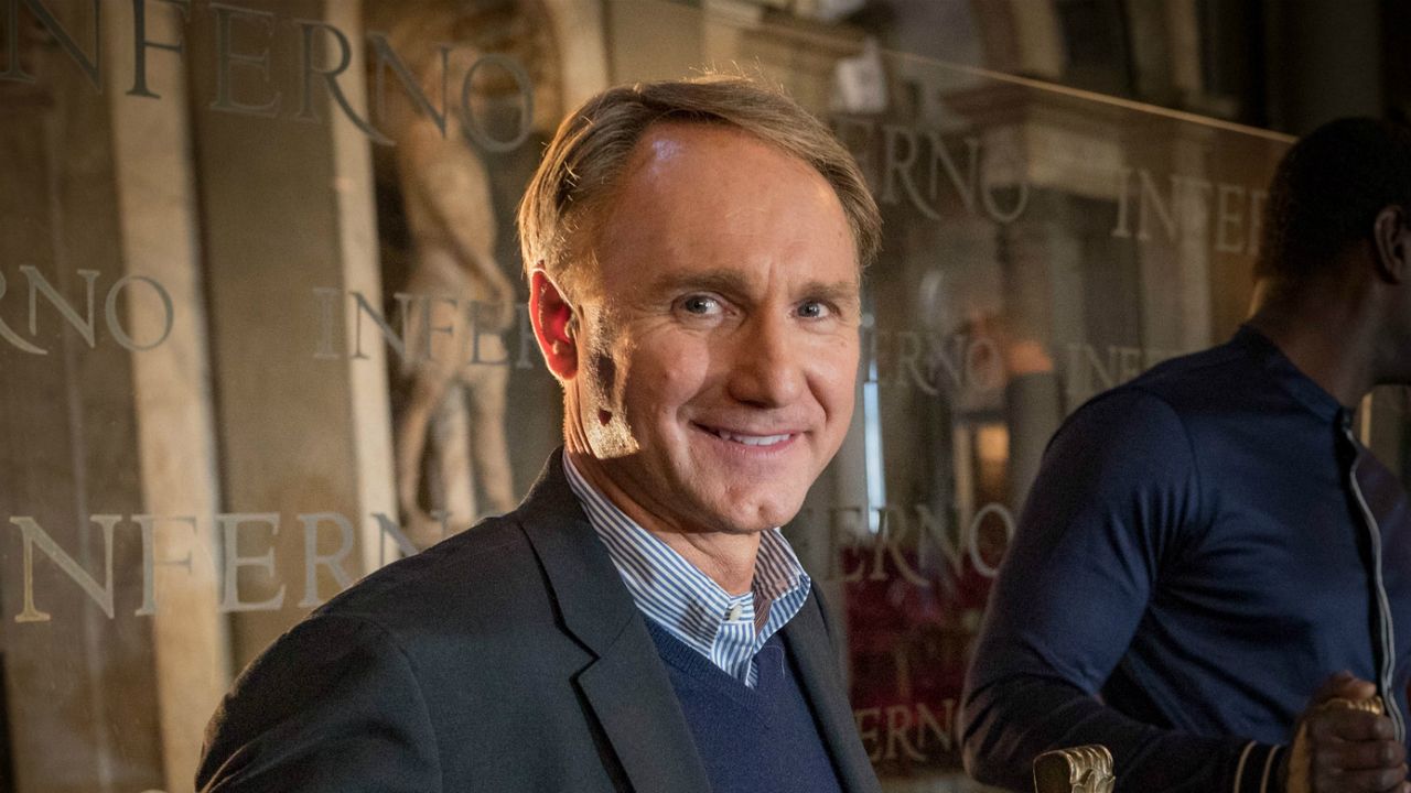 Dan Brown