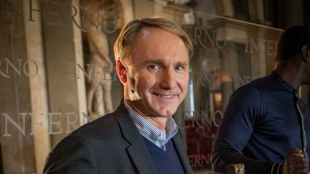 Dan Brown