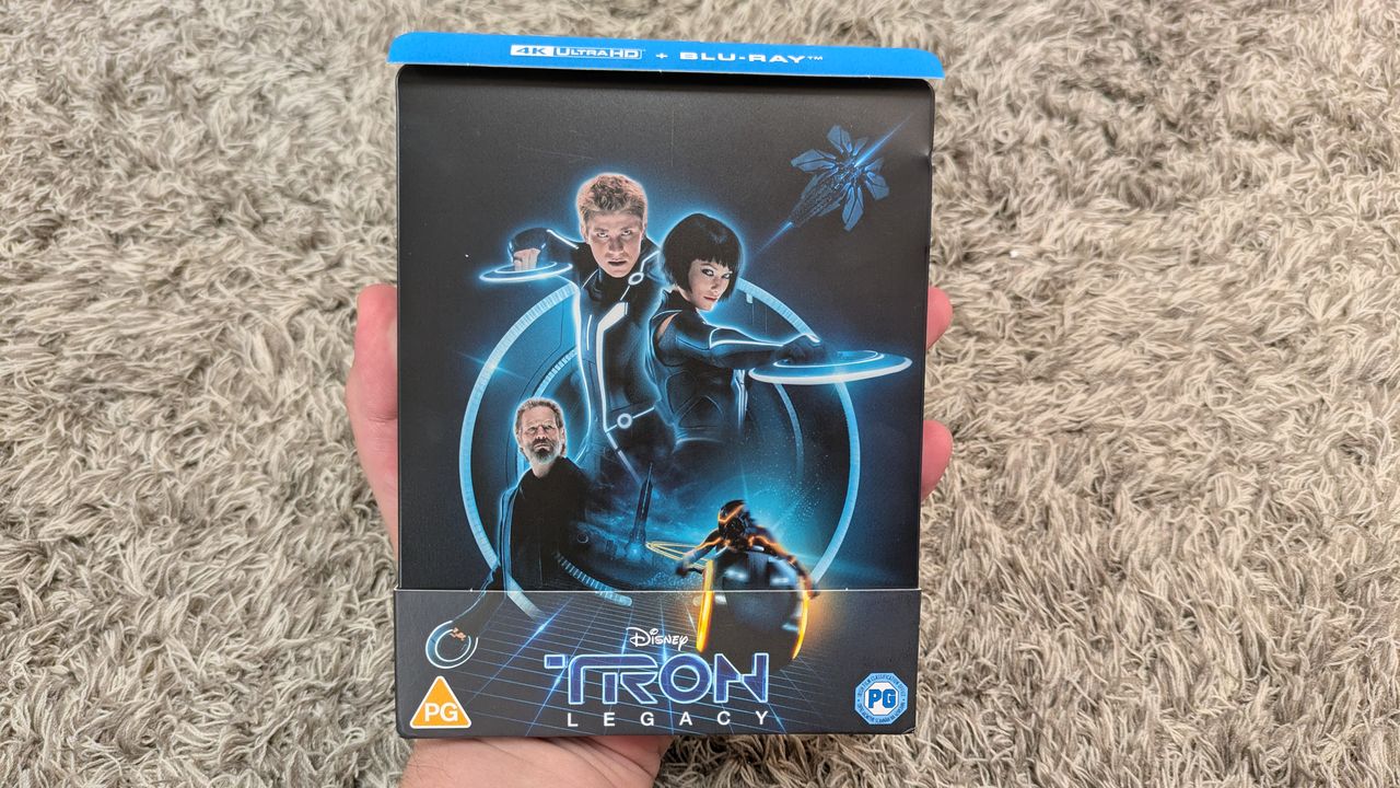 Tron: Legacy 4K Blu-ray case