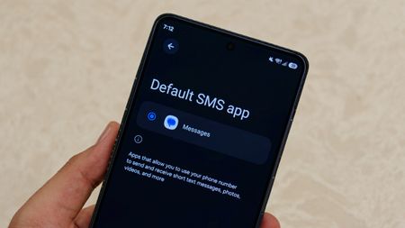 Setting the default SMS app on Samsung Galaxy phone