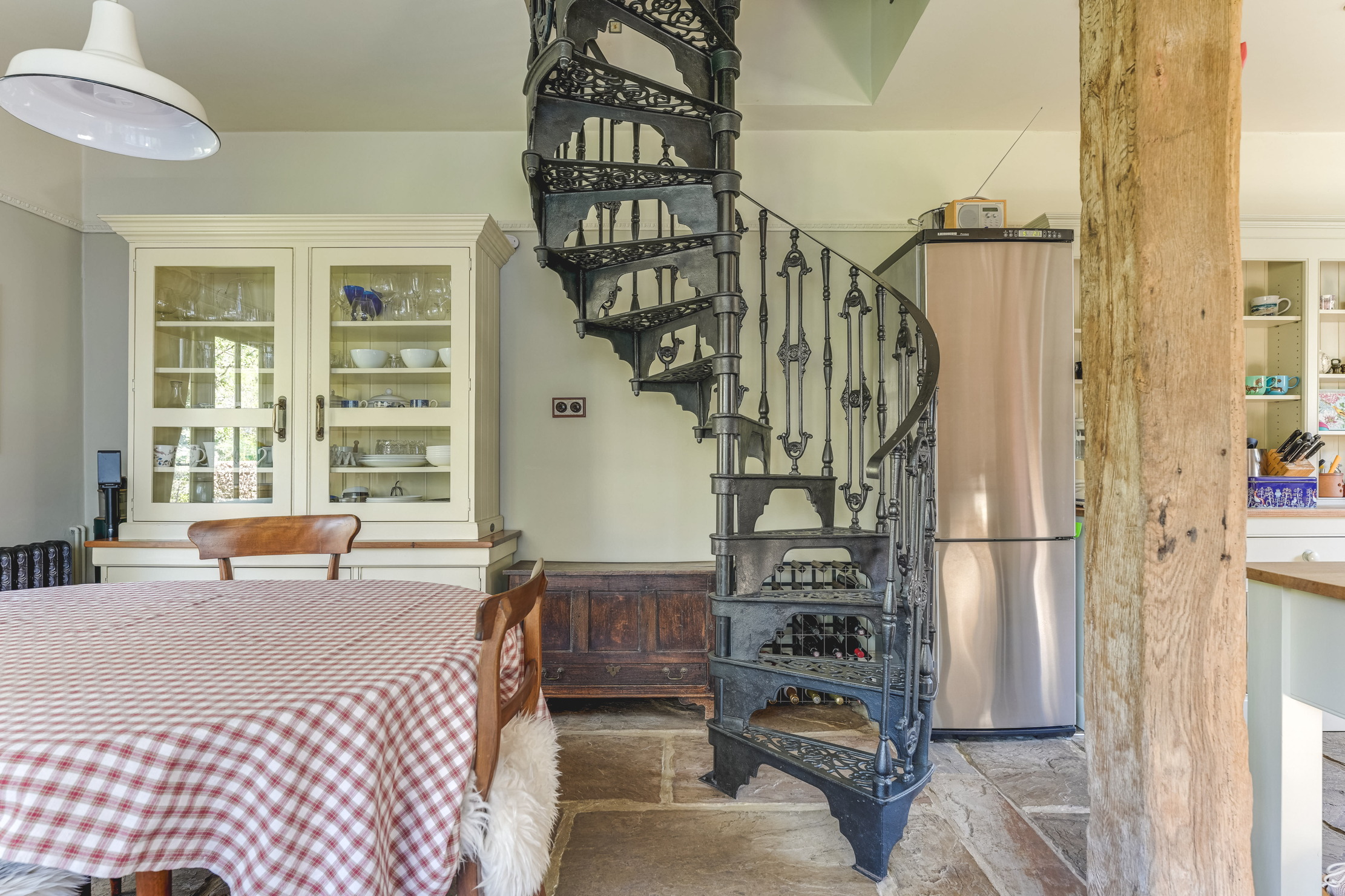 Images of Vine Cottage in Essex