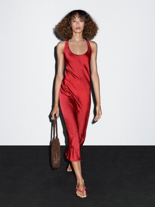 xuiTYg3QhVa4kH88SSpTXj-320-80 Massimo Dutti Summer يختار أزياء الأشخاص في أوروبا المحبون