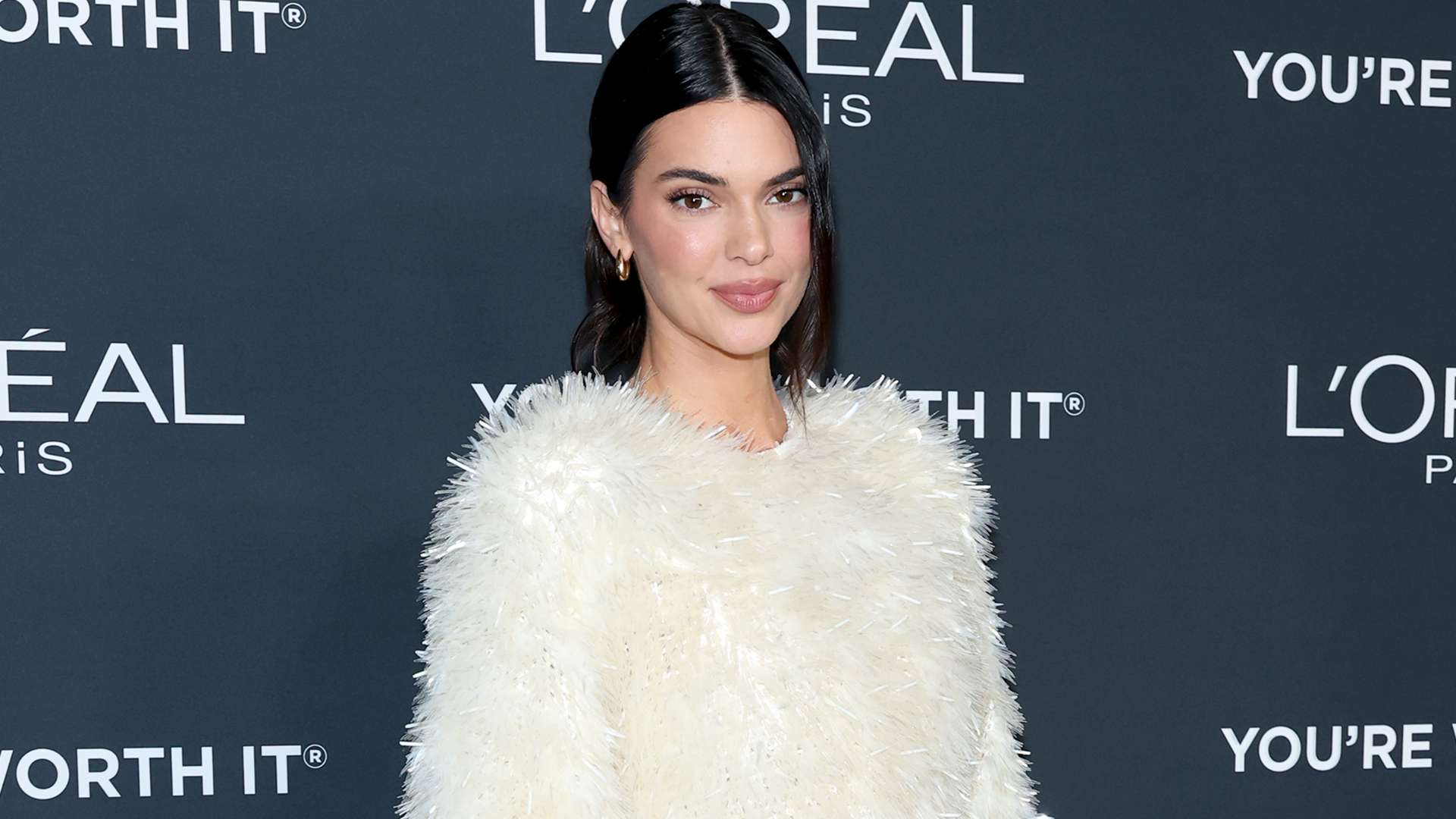 Kendall Jenner attended a L&#039;Oréal event in a custom Bottega Veneta fiberglass ivory gown