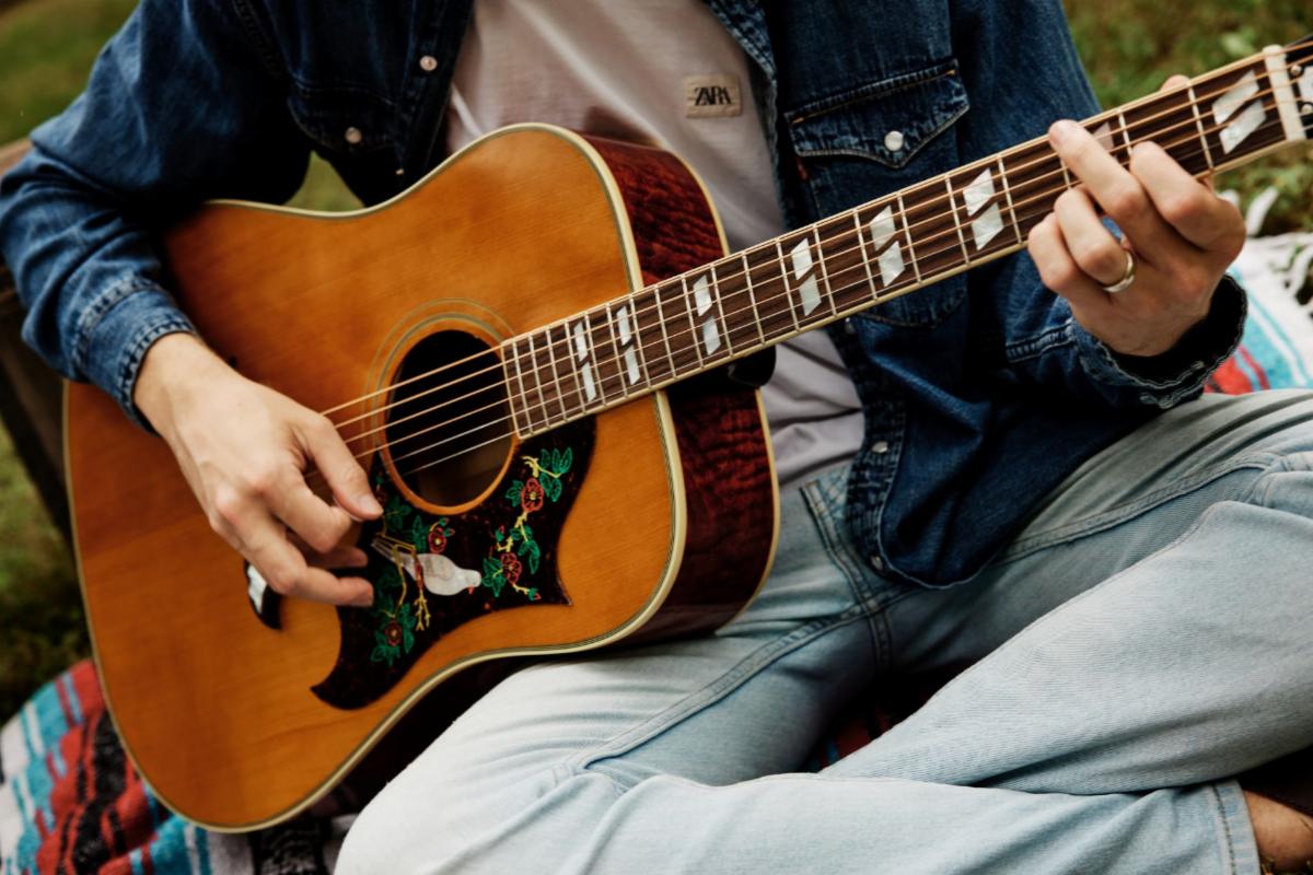 Epiphone 1963 Dove