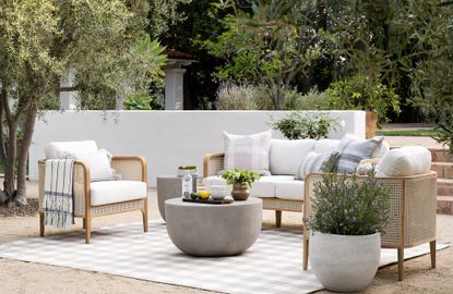 Best outdoor furniture stores: where to buy patio furniture | Homes ...