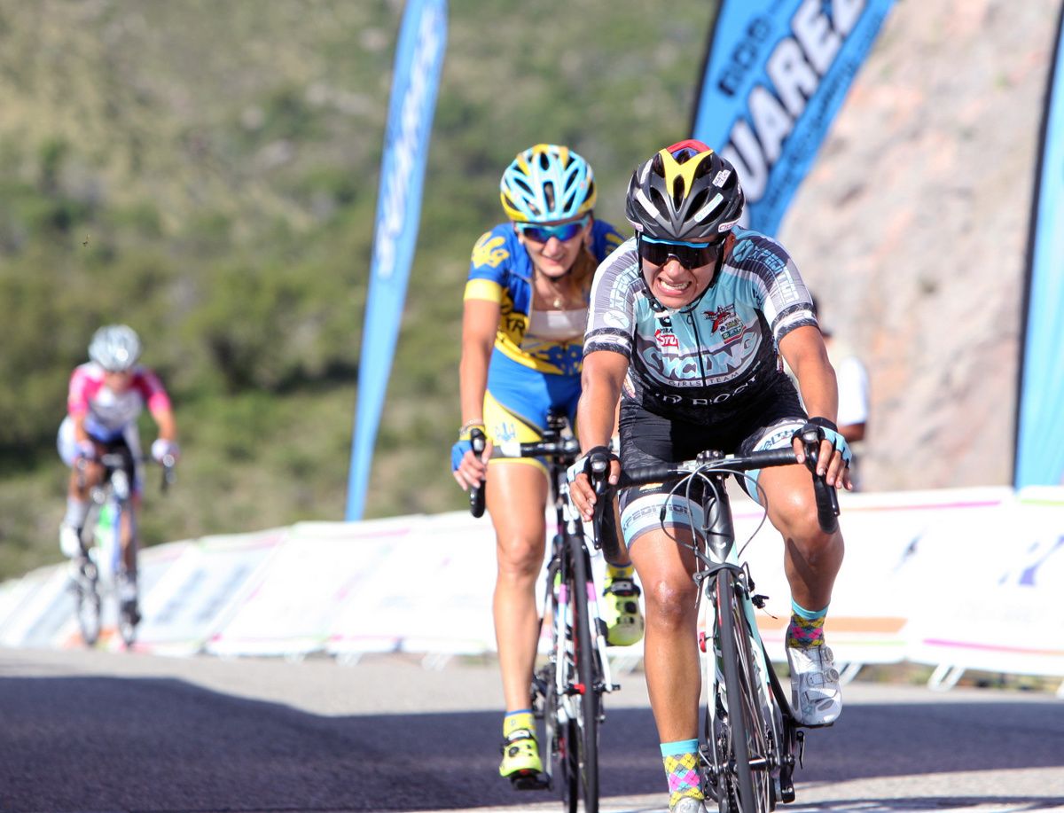 Ana Sanabria (Cycling Girls Team - Felt) finishes 8th