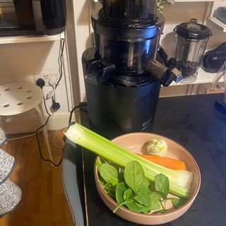 Image of Kuvings juicer