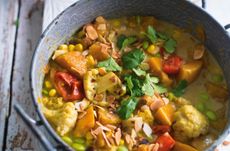 Slow-cooked squash and sweetcorn korma