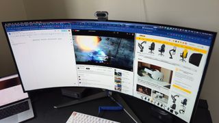 Ultra wide monitor