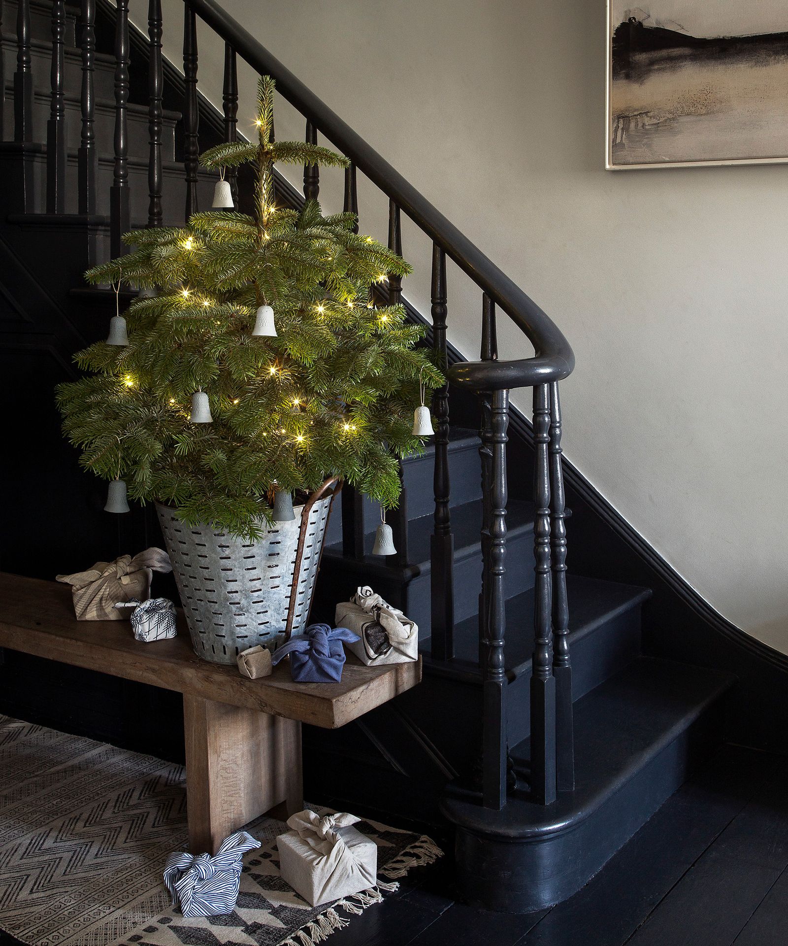 How to keep a Christmas tree alive expert advice to make it last