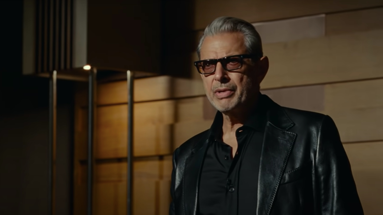 Jeff Goldblum gives a speech in Jurassic World: Dominion.