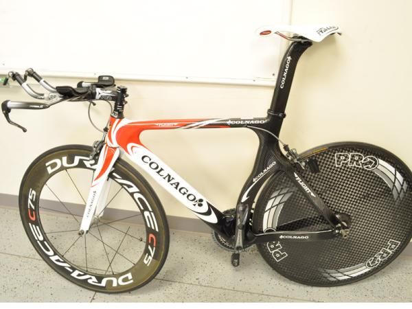 A Colnago Flight set up for the rangy physique of time trial powerhouse Laszlo Bodrogi.