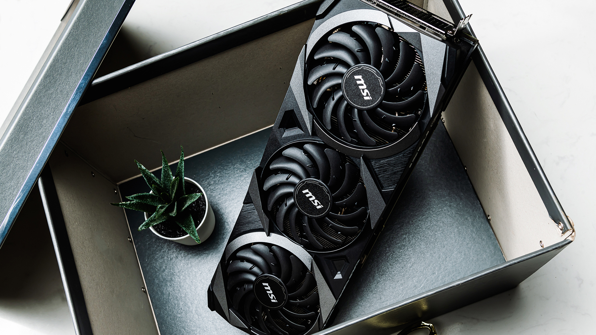 MSI Ventus box