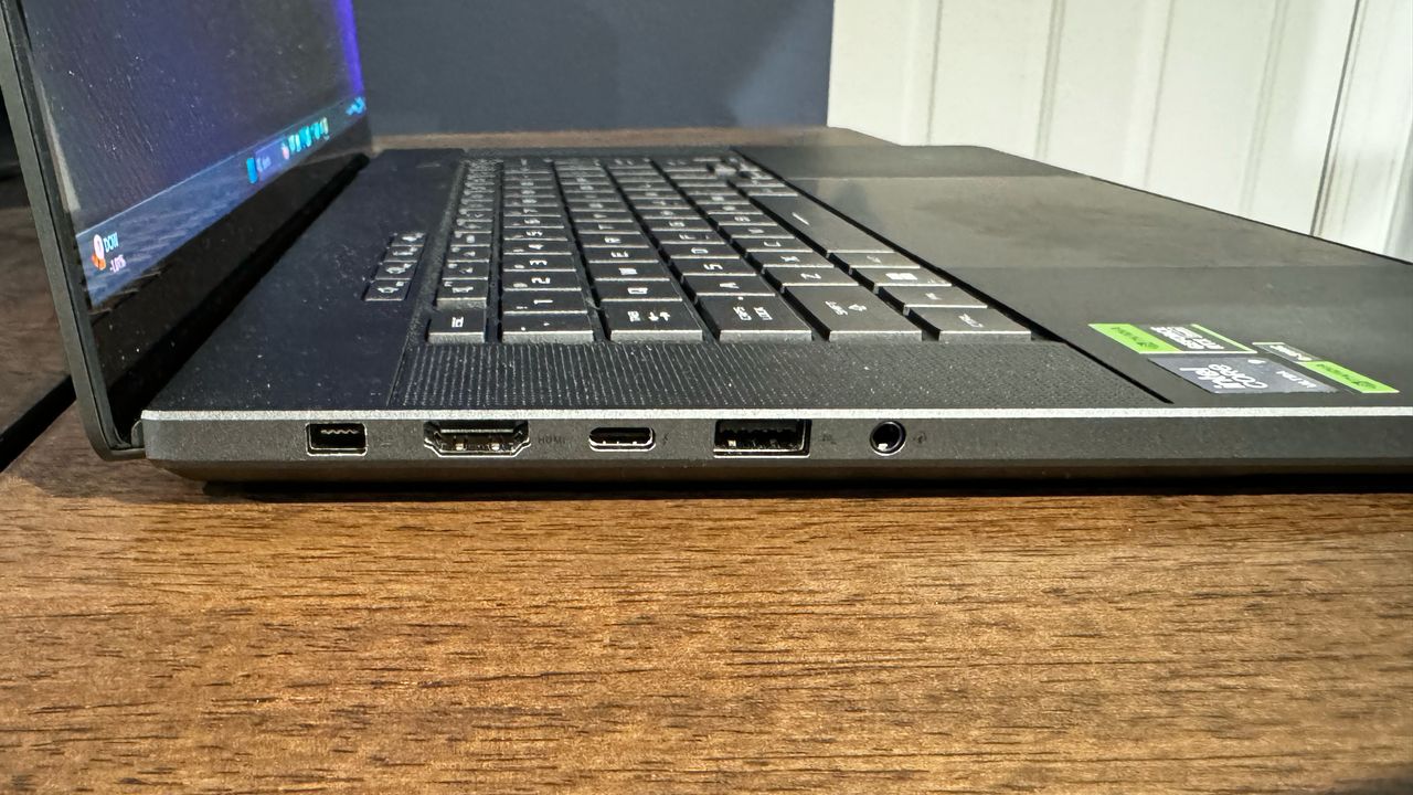 Asus ROG Zephyrus G16