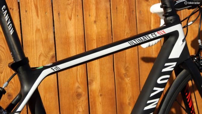 Canyon's top-end Ultimate CF SLX frame weighs just 780g for our 50cm size