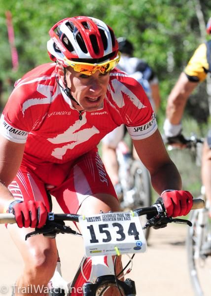 Todd Wells (Specialized) had to swap wheels with Ned Overend after crashing.
