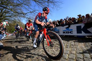 WEVELGEM BELGIUM MARCH 27 Thomas Pidcock of United Kingdom and Team INEOS Grenadiers competes through Kemmelbergweg cobblestones sector during the 84th GentWevelgem in Flanders Fields 2022 Mens Elite a 2488km one day race from Ypres to Wevelgem GWE22 WorldTour on March 27 2022 in Wevelgem Belgium Photo by Tim de WaeleGetty Images