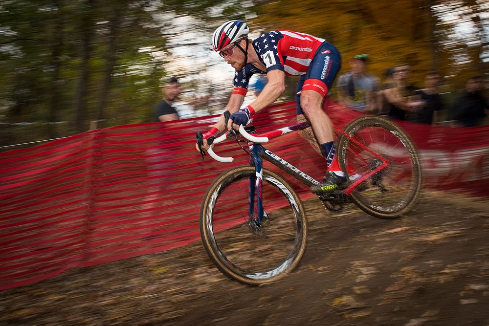 Stephen Hyde (USA) Cannondale Cyclocrossworld takes on a fast section of a twisty descent.