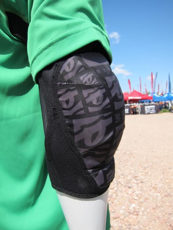 Race Face has also updated its hardshell and d3o pads with open-backed leg fittings and new elbow-only models.