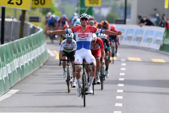 Bis di Mathieu van der Poel sulle strade del Tour de Suisse (Getty Images Sport)
