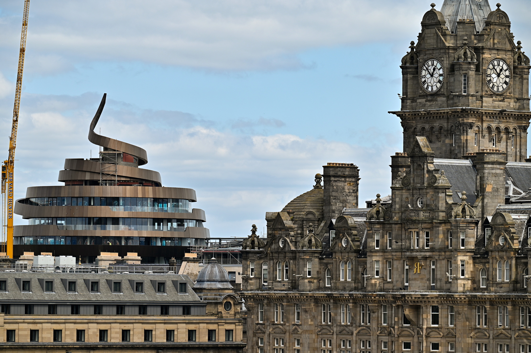 The W Hotel in Edinburgh, nicknamed &#039;The Golden Jobby&#039;.