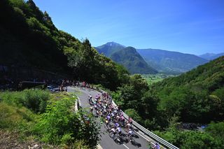 Tour de Suisse Women stage 5 LIVE: Who will come out on top on the Queen stage packed with climbing?