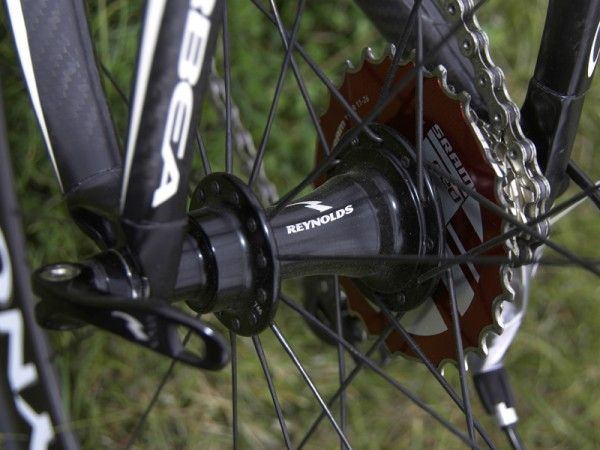 The Reynolds Assault hubs may be made in Asia but we had no issues with them during our test period.