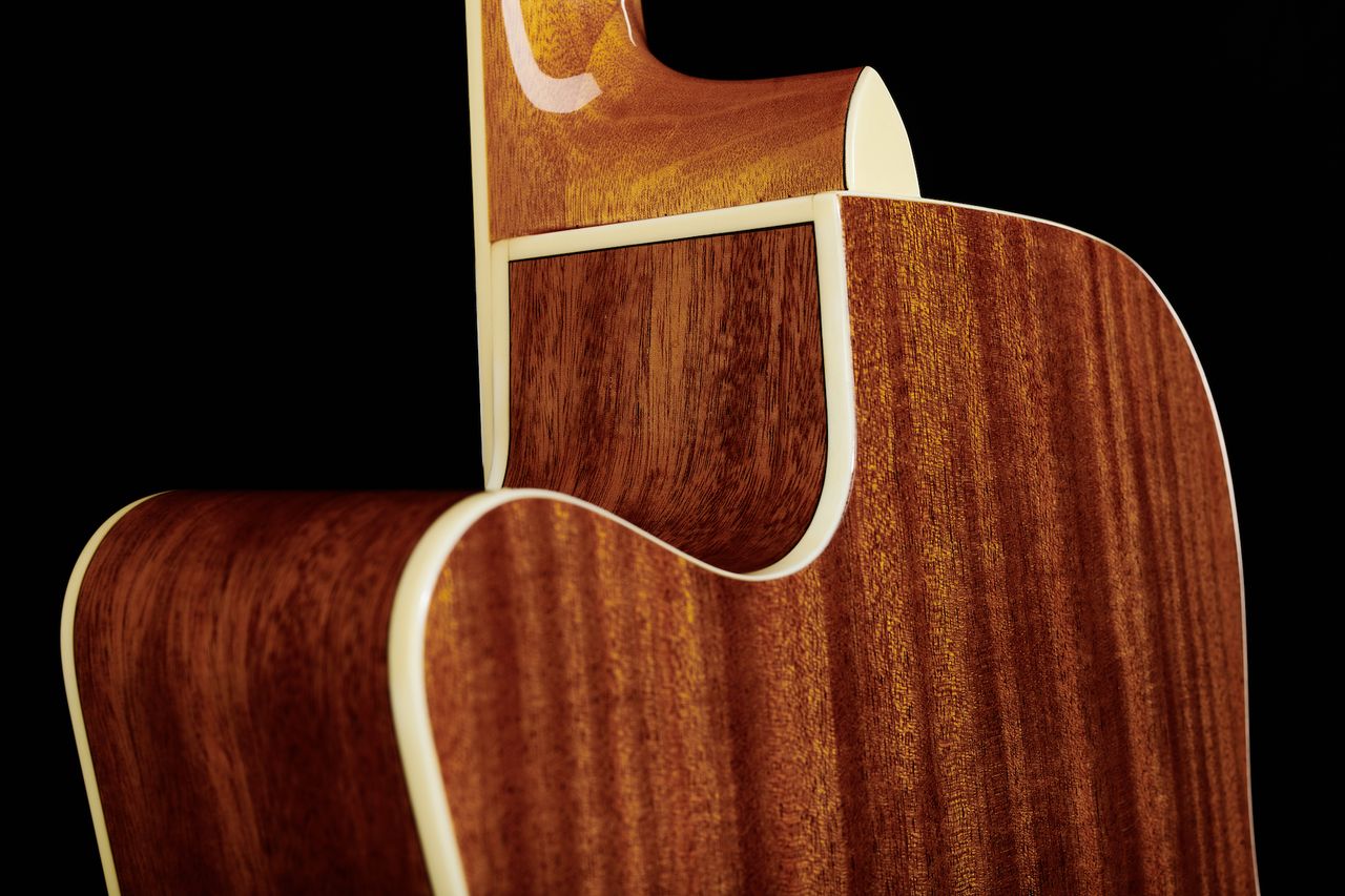 Harley Benton's new CLD-60SMCE NT acoustic