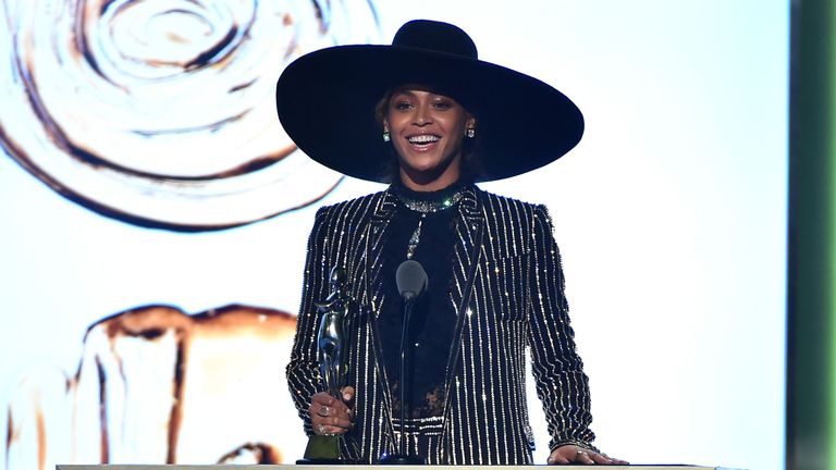 Beyoncé at the CFDA Fashion Icon awards