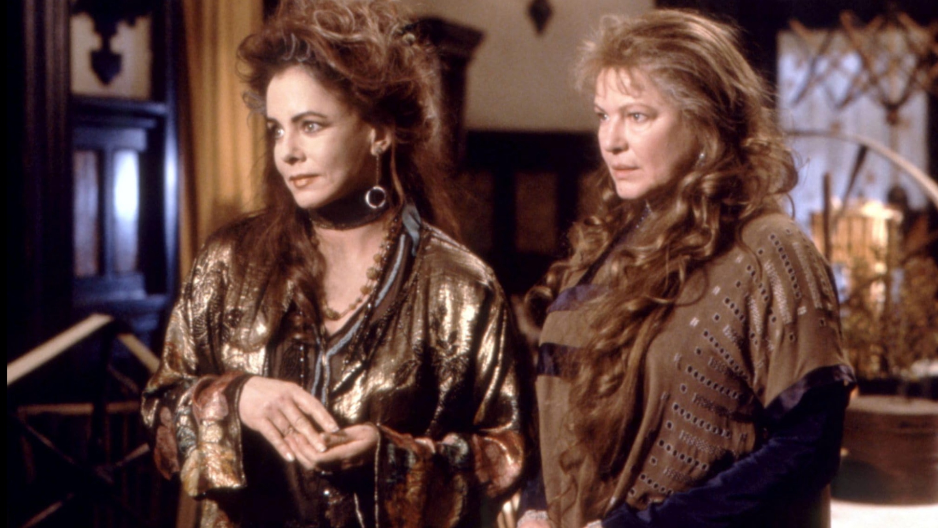 Stockard Channing and Dianne Wiest in Practical Magic