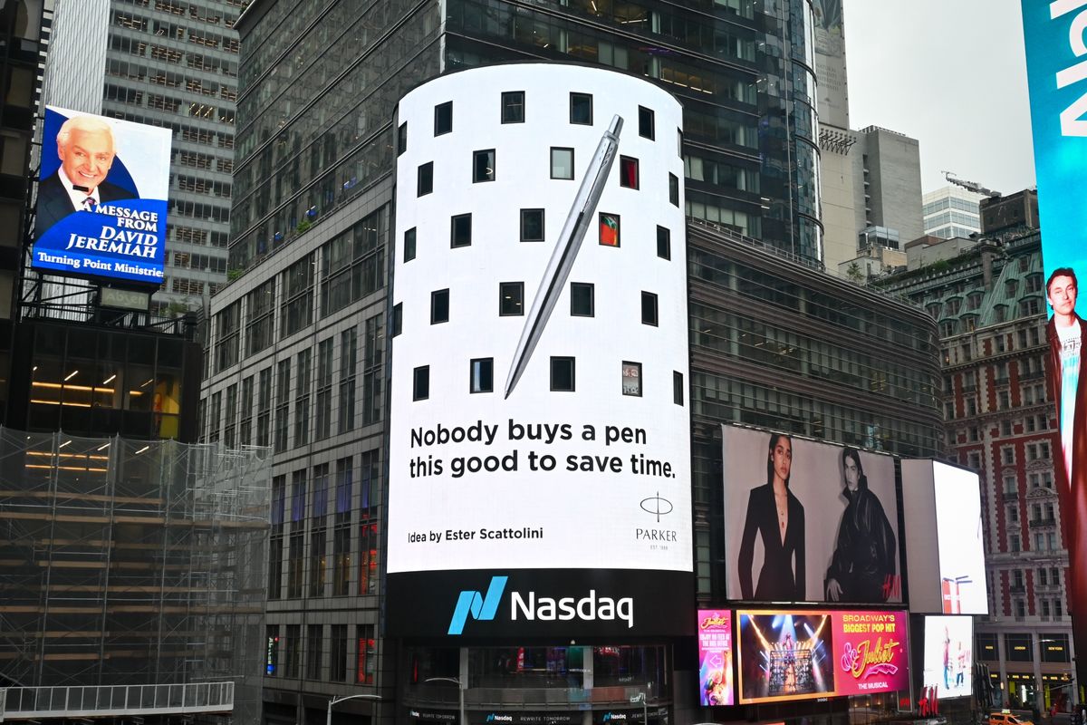 Parker Pen billboard