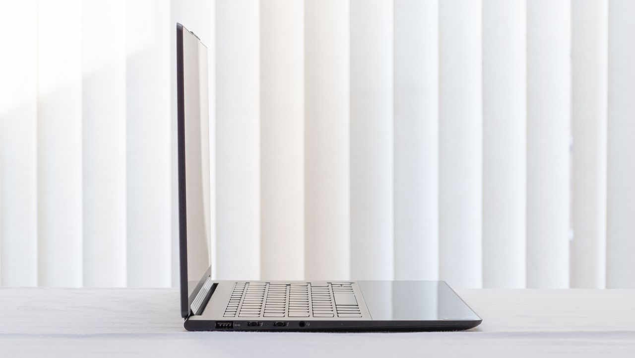 Left-hand view of the Lenovo Yoga 9i 14in (Shadow Black)
