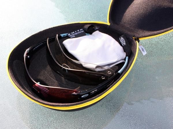 The included semi-rigid carrying case conveniently keeps everything together