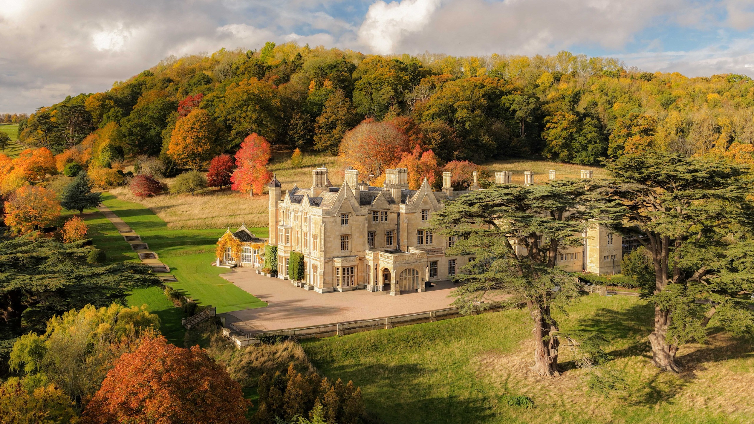 Dumbleton Hall