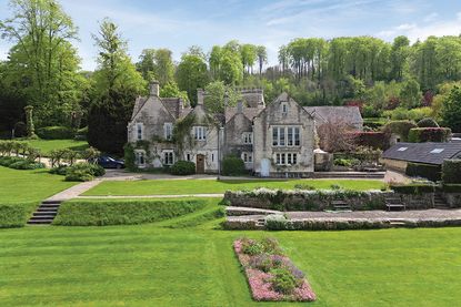 Greenhouse Court, Painswick, Gloucestershire. 