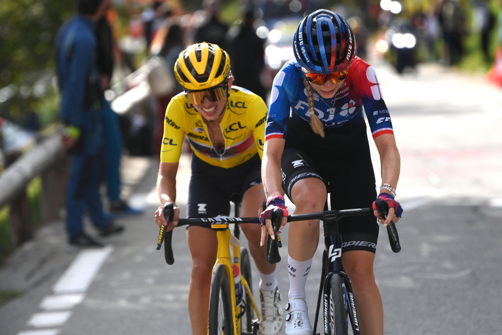 Kasia Niewiadoma-Phinney and Évita Muzic at the Tour de France Femmes