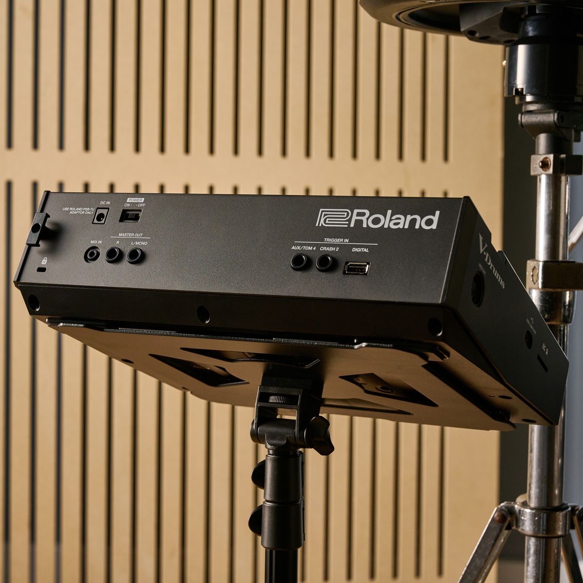 Roland VAD316