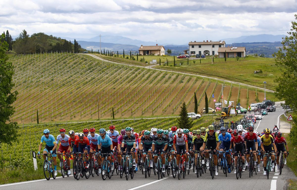 The peloton riding through the Italian countryside