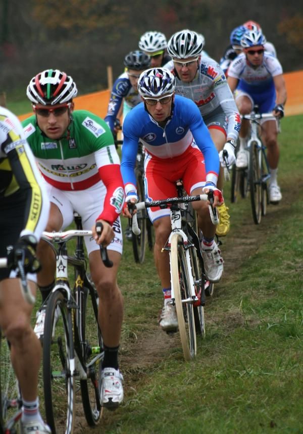 Mourey took his time before launching an attack