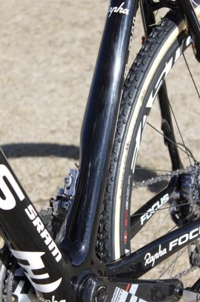 The massive seat tube features relief to properly align the front derailleur