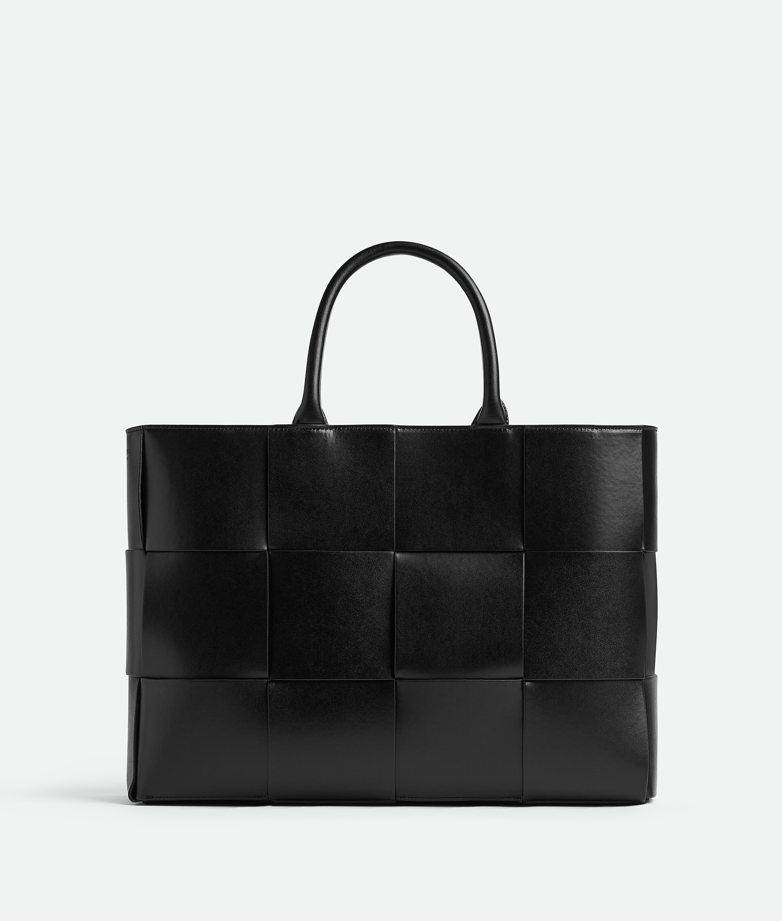 Arco Tote in Black