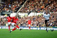 DERBY, ENGLAND - JANUARY 22: Robert Earnshaw of Nottingham Forest scores the winning goal during the npower Championship match between Derby County and Nottingham Forest at Pride Park on January 22, 2011 in Derby, England. (Photo by Laurence Griffiths/Getty Images)