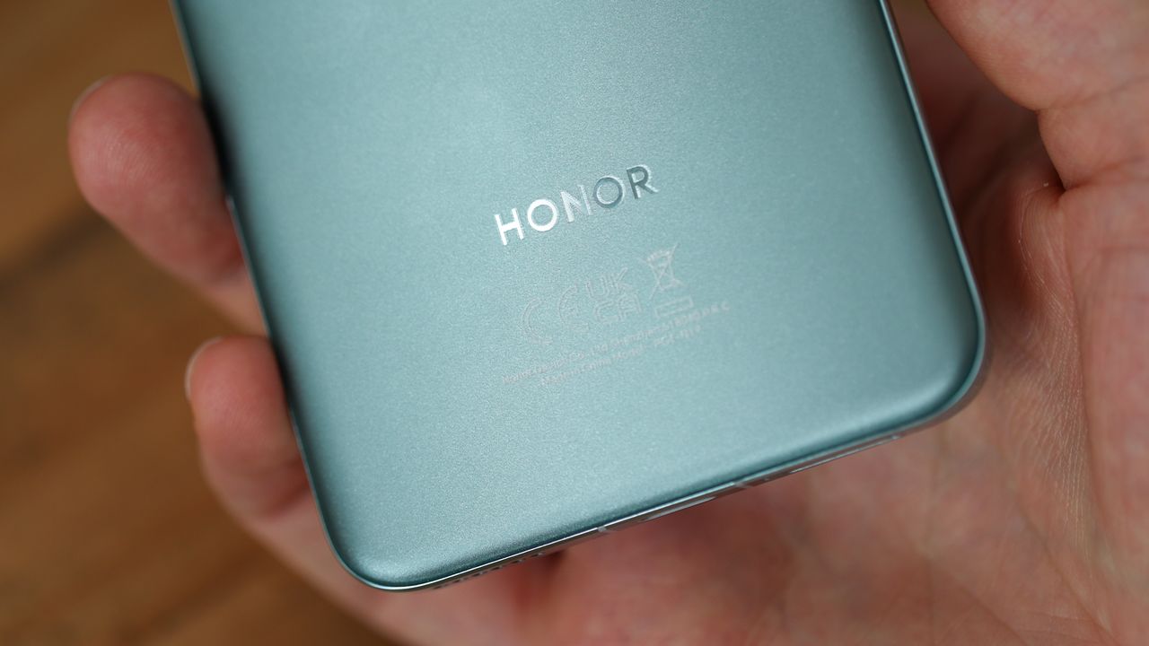 A photo of the Honor Magic 5 Pro
