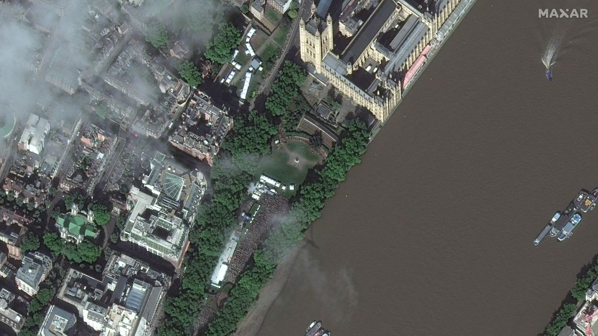 Satellites spot huge crowds of mourners waiting throughout London to pay respects to Queen Elizabeth II.