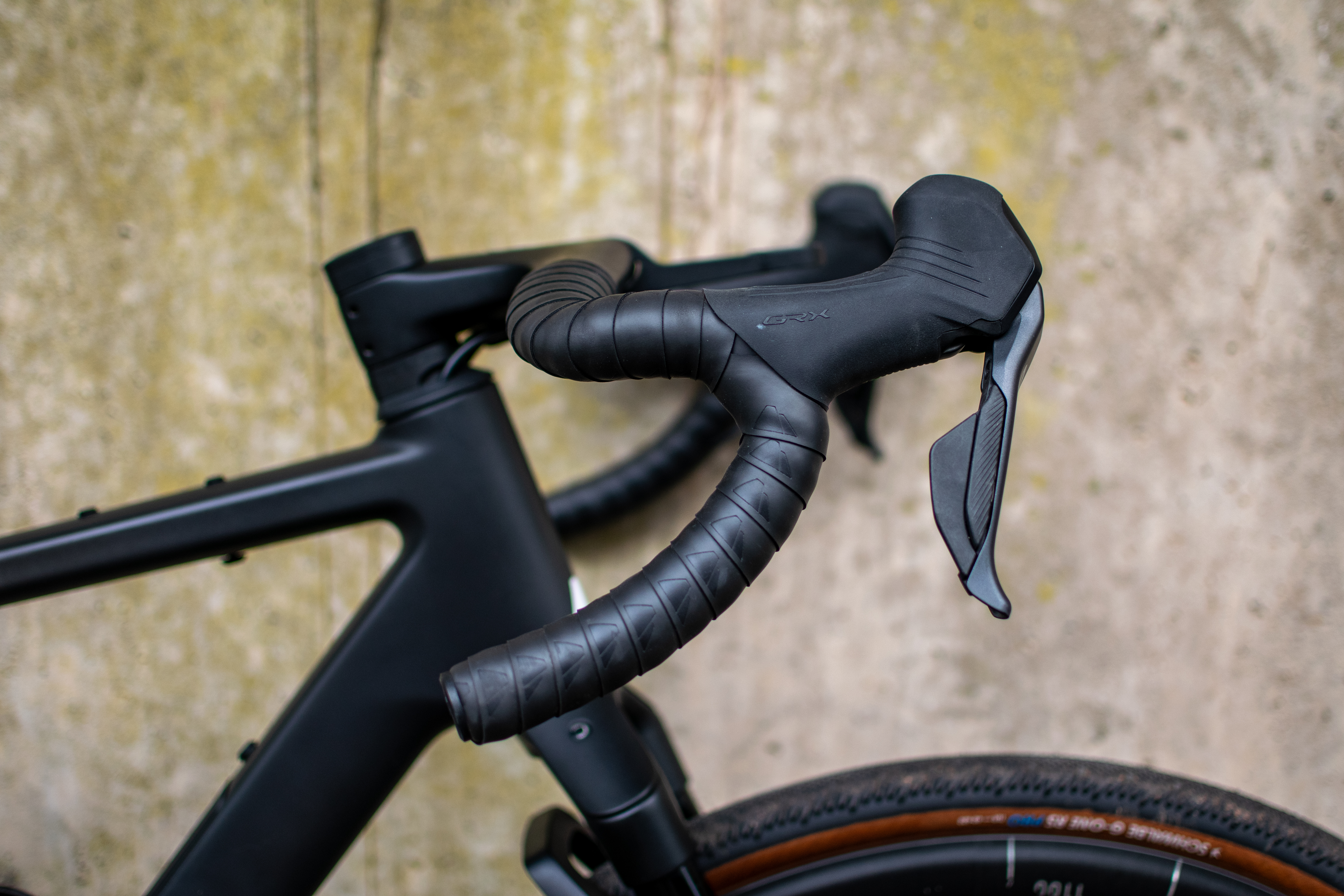 A Canyon Grail CFR RIFT handlebar